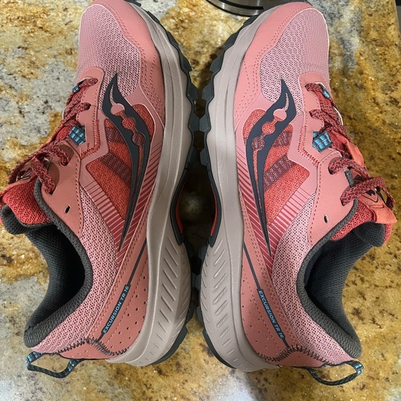 Saucony excursion tr 16 size 9.5 - Picture 10 of 11